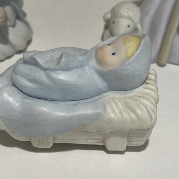 VTG Avon Heavenly Blessings Nativity Collection The Holy Family 3 Piece Set 1986 - Picture 3 of 13